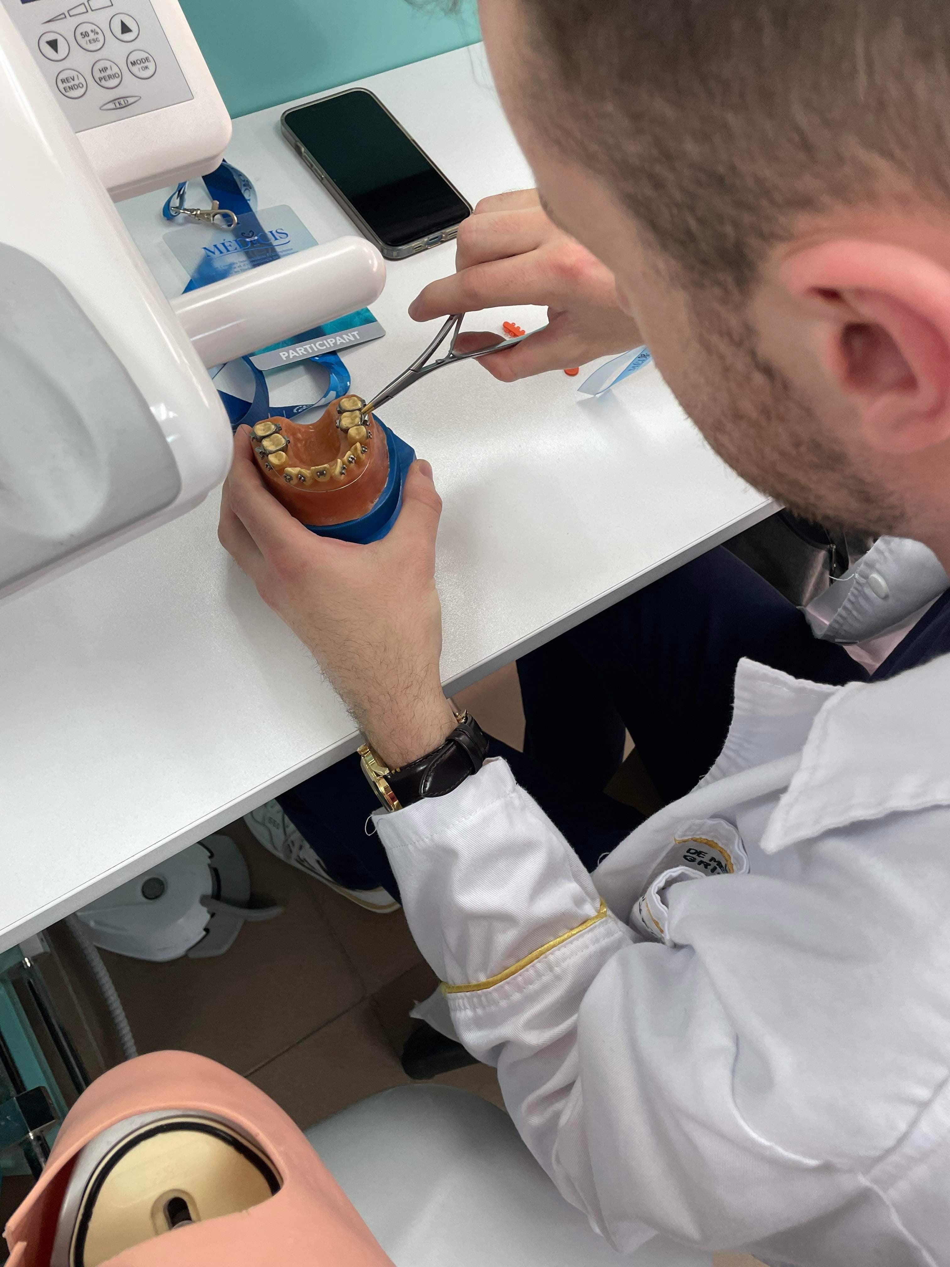 Pose d’un appareil dentaire